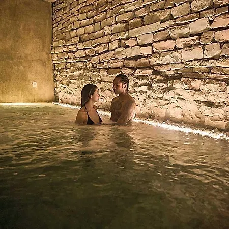 Le Agavi & Otel Montegridolfo